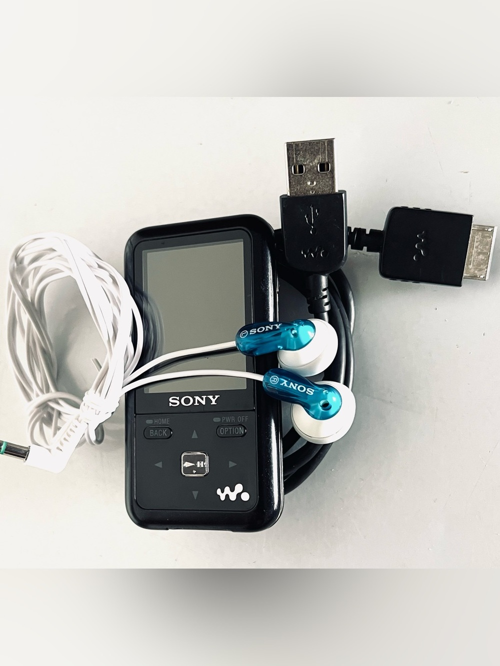 Sony Walkman NWZ-S615F MP3 Player with Color Display Conditions Working Perfect